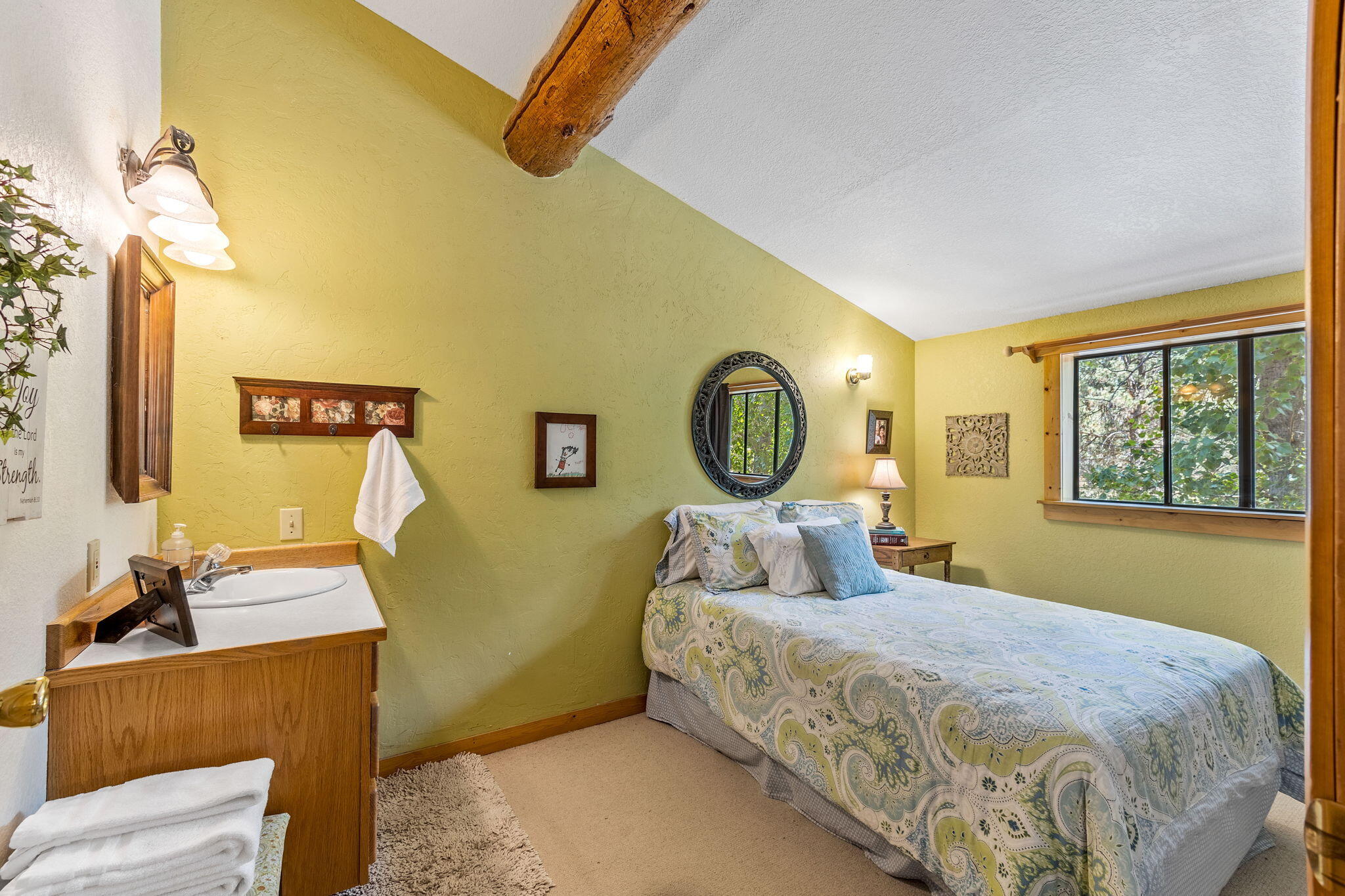 Panoramic View Est - Residential