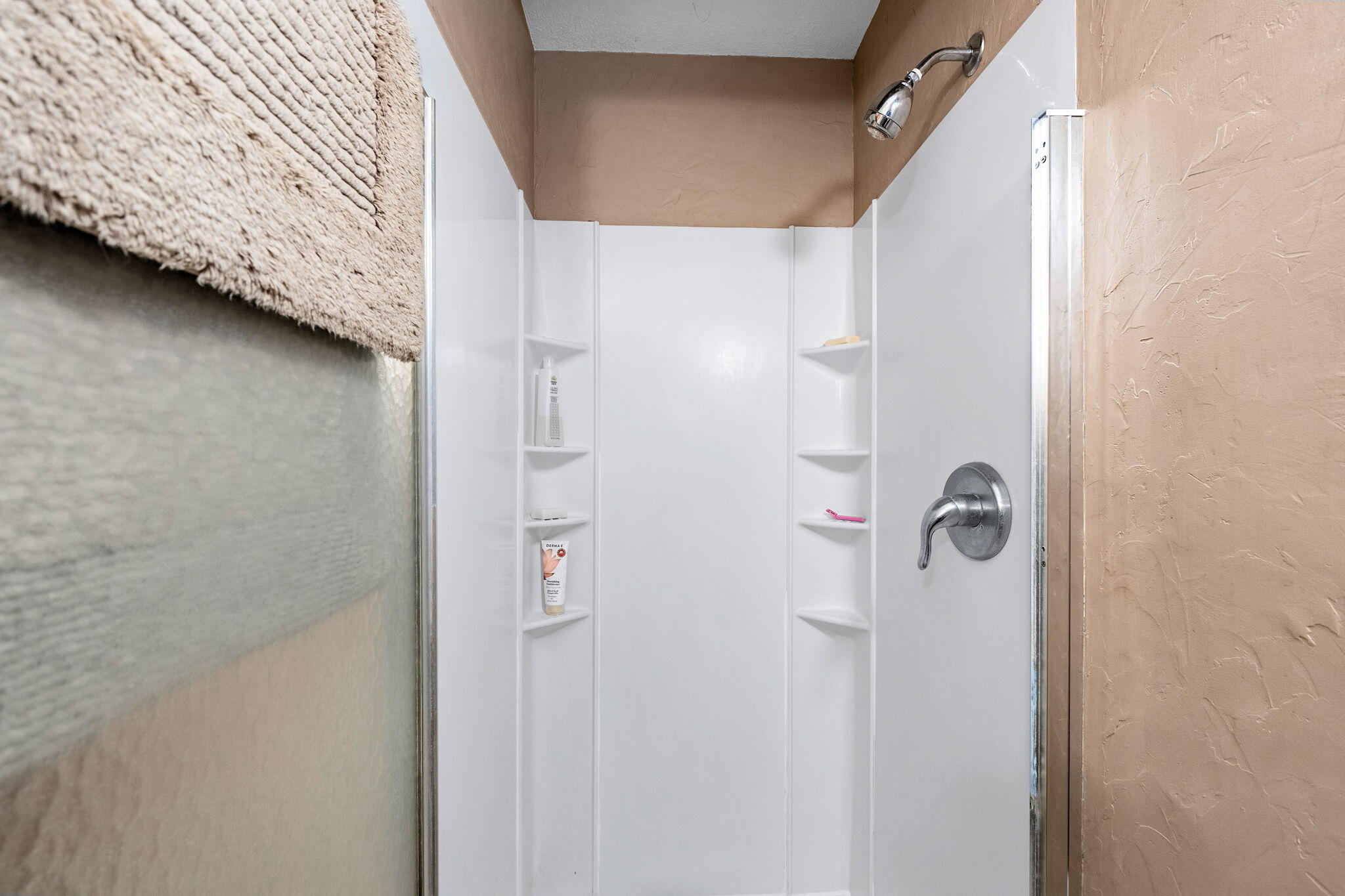 Panoramic View Est - Residential