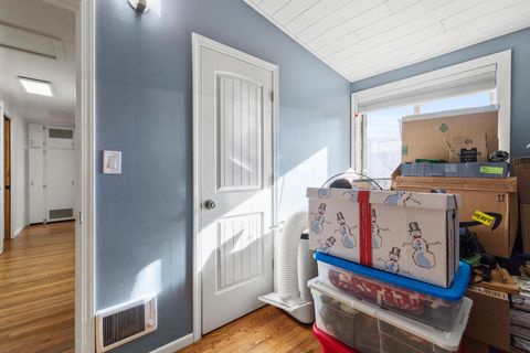 Tiny photo for 4366 Highland Way, Klamath Falls, OR 97603 (MLS # 220213784)