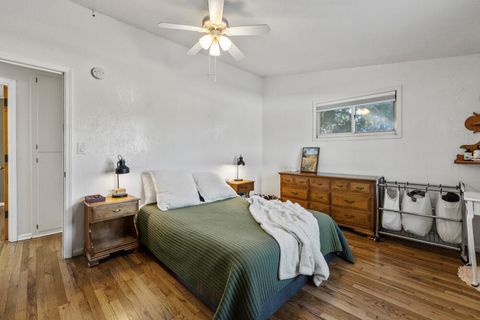 Tiny photo for 4366 Highland Way, Klamath Falls, OR 97603 (MLS # 220213784)