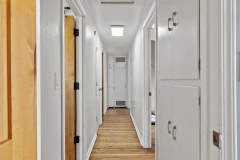 Tiny photo for 4366 Highland Way, Klamath Falls, OR 97603 (MLS # 220213784)