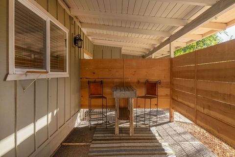 Tiny photo for 717 NE Olney Court, Bend, OR 97701 (MLS # 220210768)