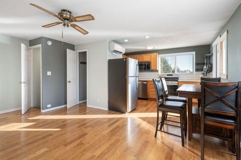 Tiny photo for 717 NE Olney Court, Bend, OR 97701 (MLS # 220210768)