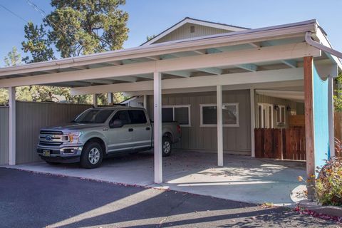 Tiny photo for 717 NE Olney Court, Bend, OR 97701 (MLS # 220210768)