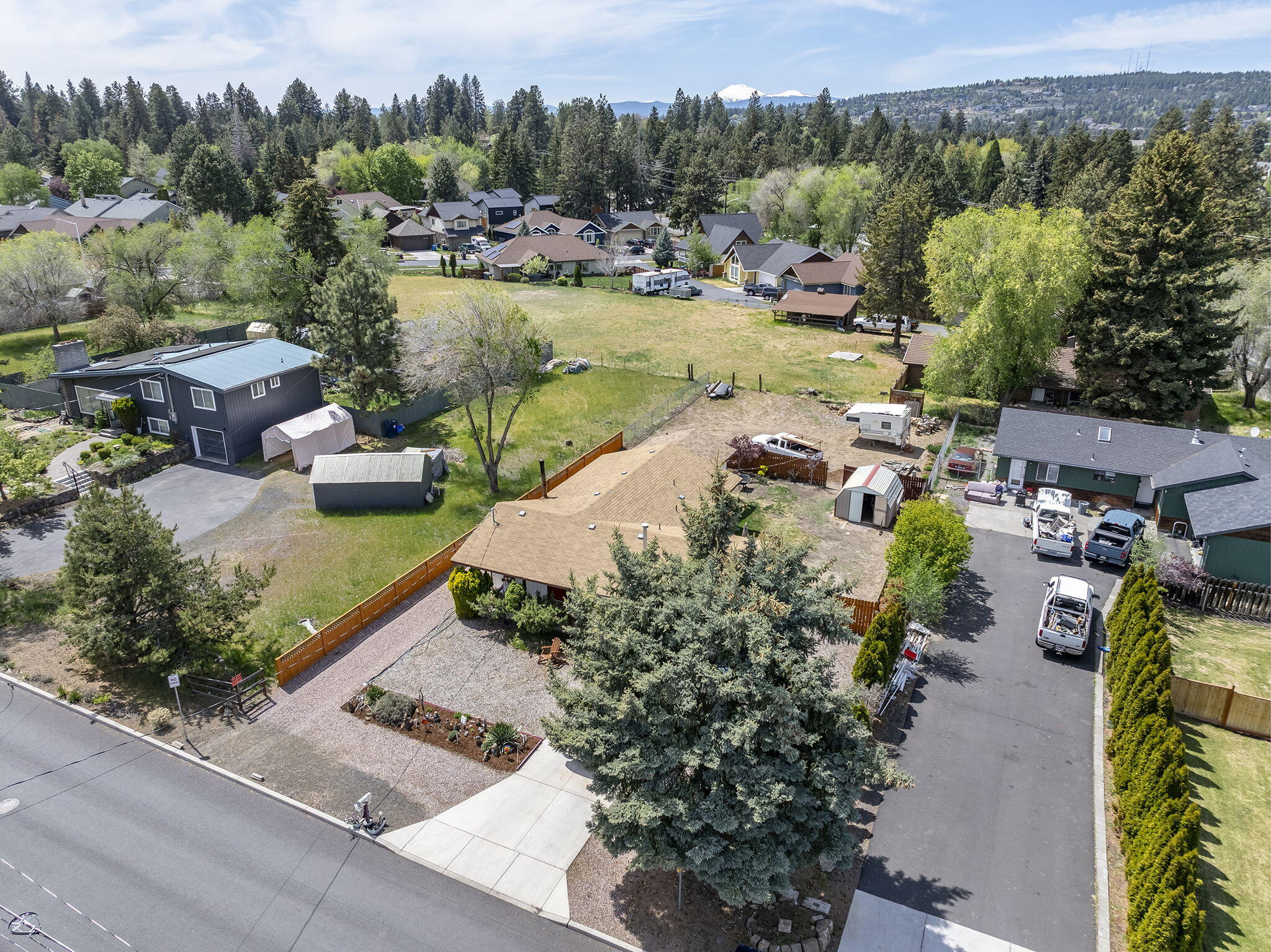 2667 NE Jones Road