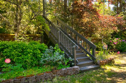 Tiny photo for 78189 High Prairie Road, Oakridge, OR 97463 (MLS # 220223882)