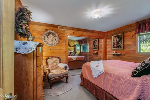 Tiny photo for 78189 High Prairie Road, Oakridge, OR 97463 (MLS # 220223882)