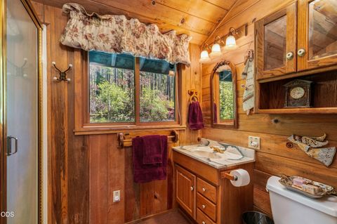 Tiny photo for 78189 High Prairie Road, Oakridge, OR 97463 (MLS # 220223882)