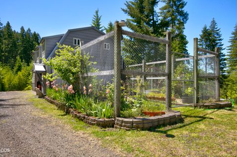 Tiny photo for 78189 High Prairie Road, Oakridge, OR 97463 (MLS # 220223882)