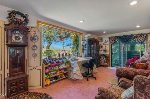 Tiny photo for 78189 High Prairie Road, Oakridge, OR 97463 (MLS # 220223882)