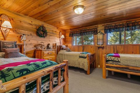 Tiny photo for 78189 High Prairie Road, Oakridge, OR 97463 (MLS # 220223882)