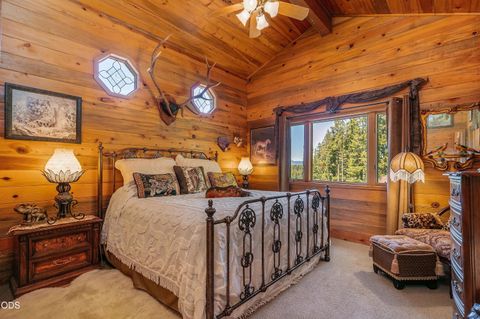 Tiny photo for 78189 High Prairie Road, Oakridge, OR 97463 (MLS # 220223882)