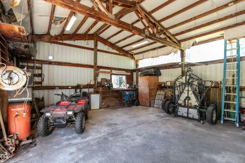Tiny photo for 78189 High Prairie Road, Oakridge, OR 97463 (MLS # 220223882)