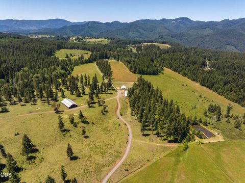 Tiny photo for 78189 High Prairie Road, Oakridge, OR 97463 (MLS # 220223882)