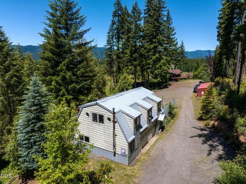 Tiny photo for 78189 High Prairie Road, Oakridge, OR 97463 (MLS # 220223882)