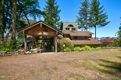 Tiny photo for 78189 High Prairie Road, Oakridge, OR 97463 (MLS # 220223882)