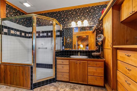 Tiny photo for 78189 High Prairie Road, Oakridge, OR 97463 (MLS # 220223882)