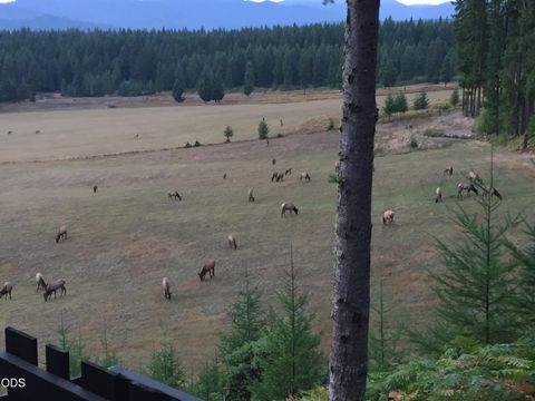 Tiny photo for 78189 High Prairie Road, Oakridge, OR 97463 (MLS # 220223882)