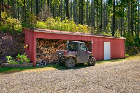 Tiny photo for 78189 High Prairie Road, Oakridge, OR 97463 (MLS # 220223882)
