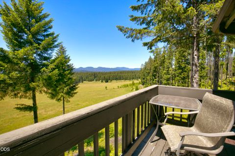 Tiny photo for 78189 High Prairie Road, Oakridge, OR 97463 (MLS # 220223882)
