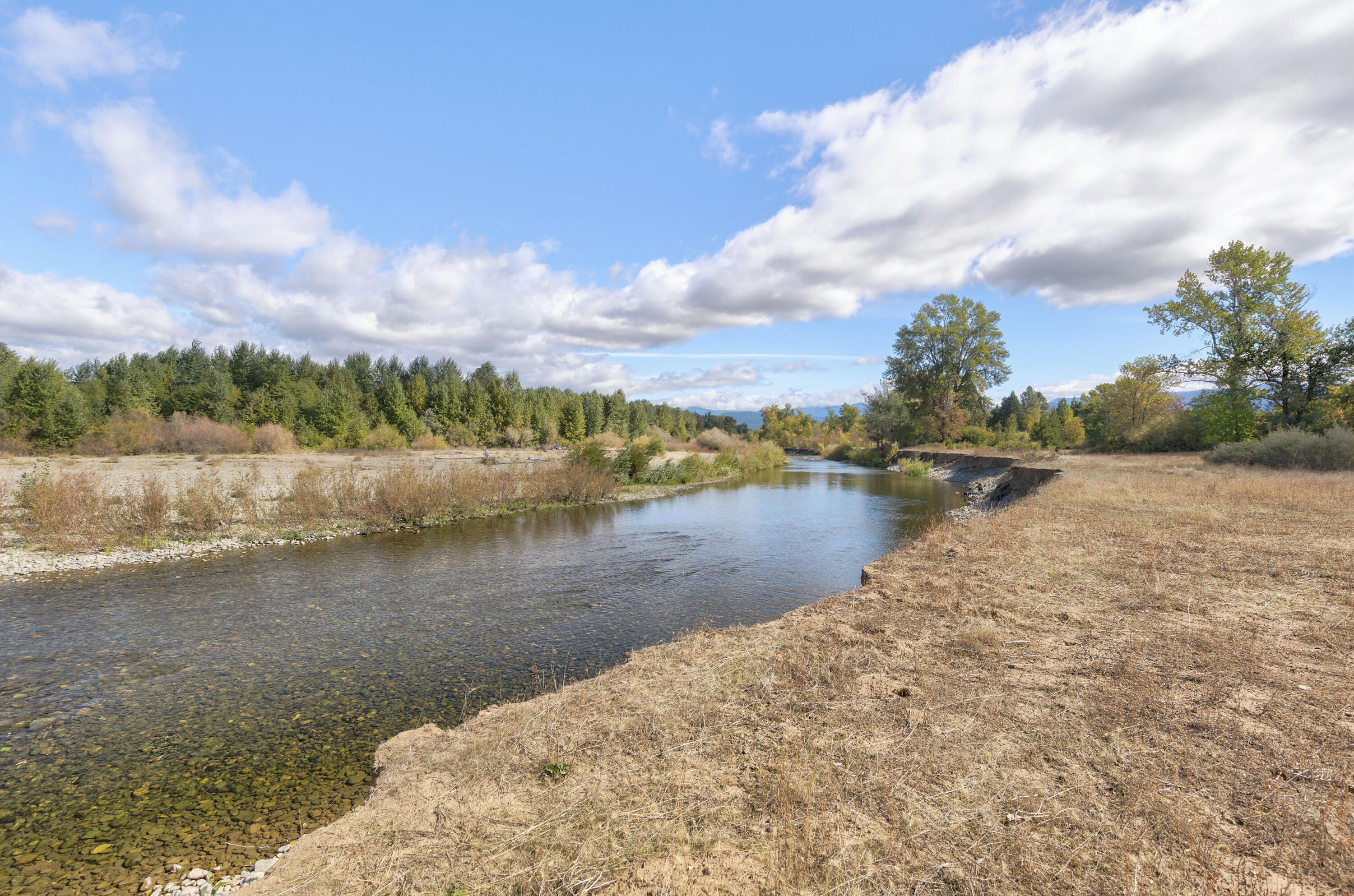 Cave Junction - Land