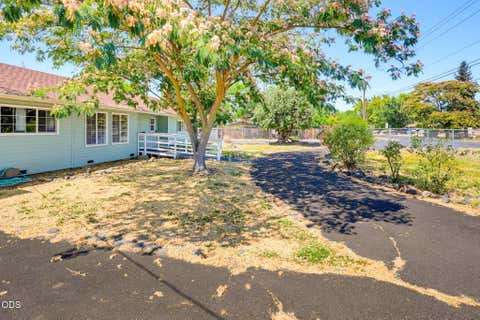 Tiny photo for 1265 Corona Avenue, Medford, OR 97504 (MLS # 220226626)
