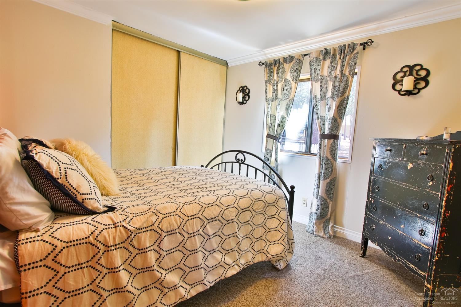 Deschutes RiverWoods - Residential