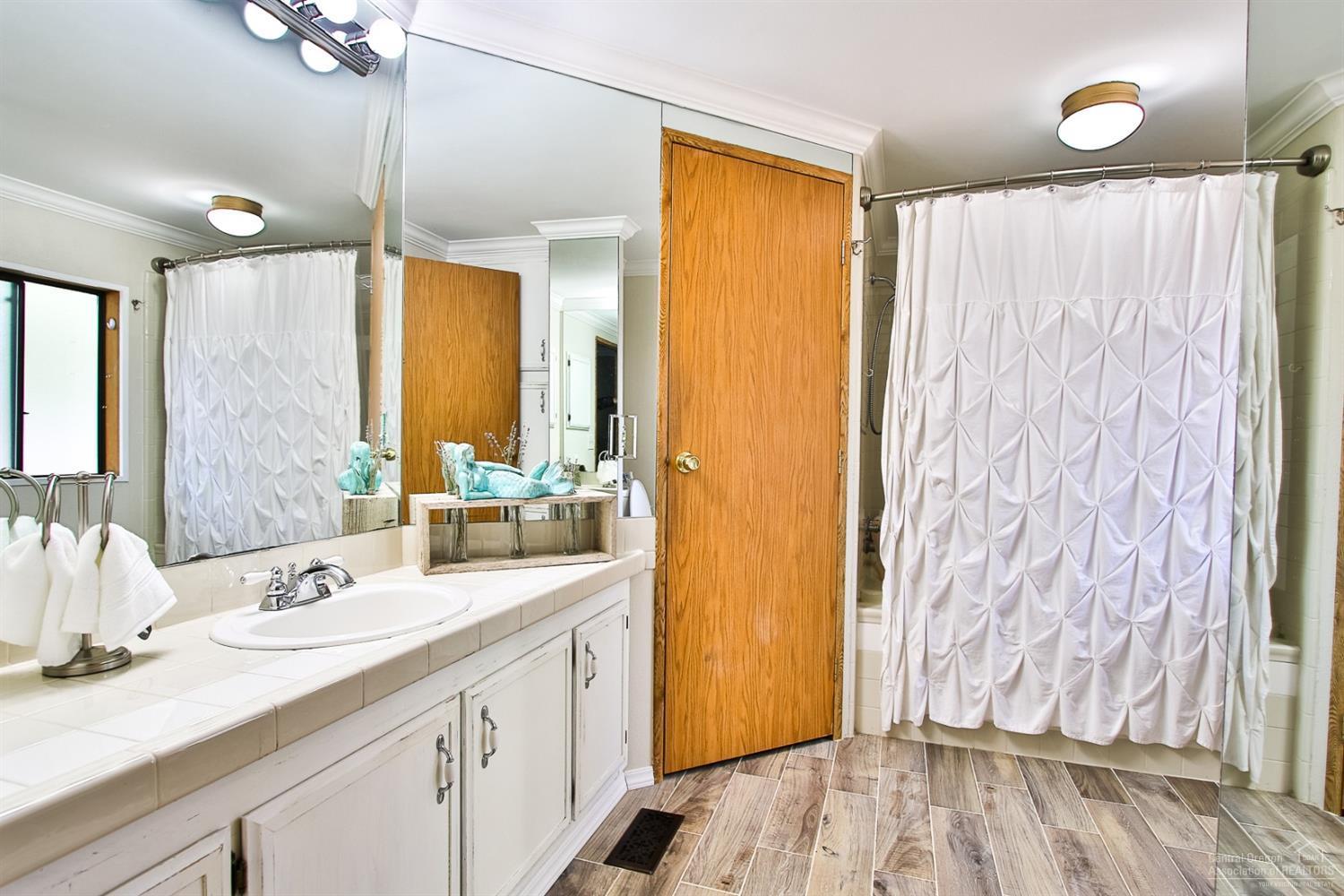 Deschutes RiverWoods - Residential