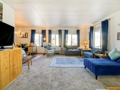 Tiny photo for 3500 Summers Lane #UNIT 5, Klamath Falls, OR 97603 (MLS # 220213887)