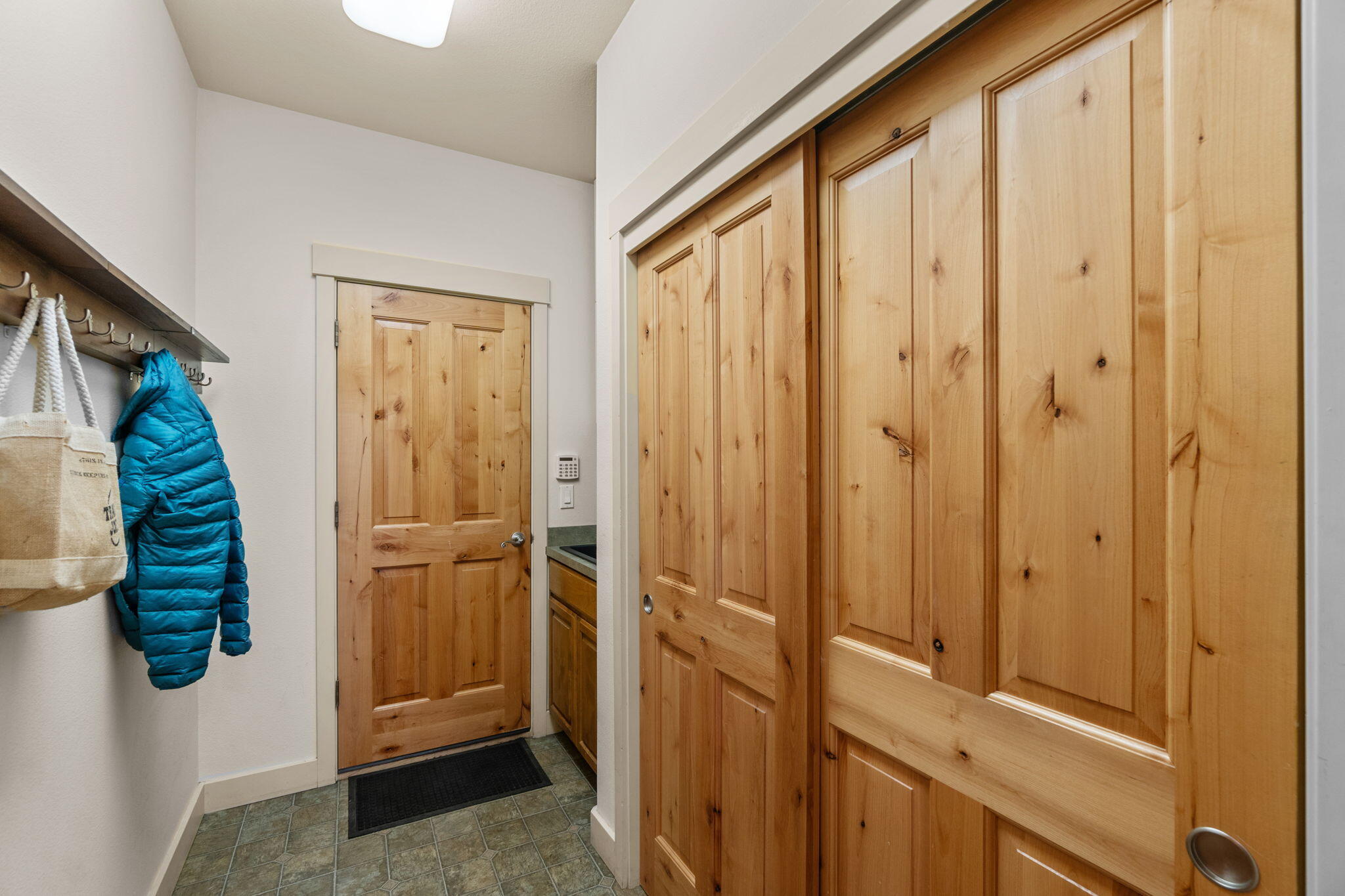 Skyliner Summit - Residential