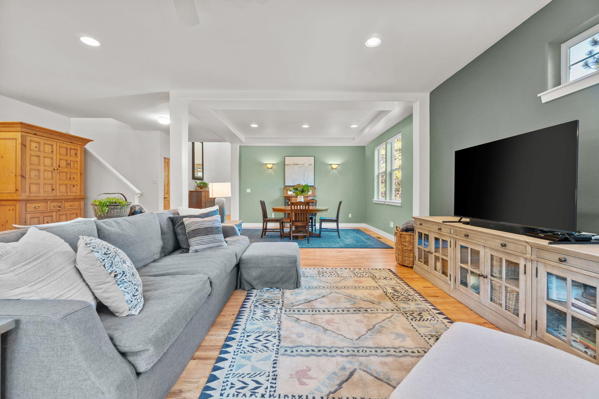 Skyliner Summit - Residential