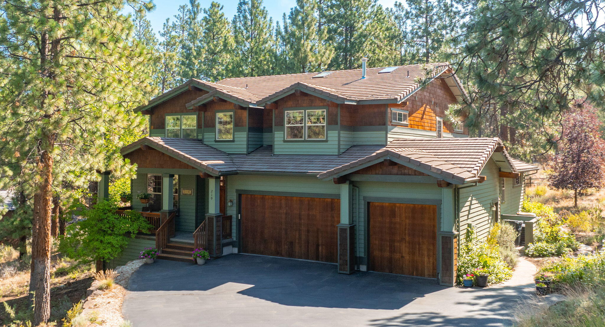 Skyliner Summit - Residential