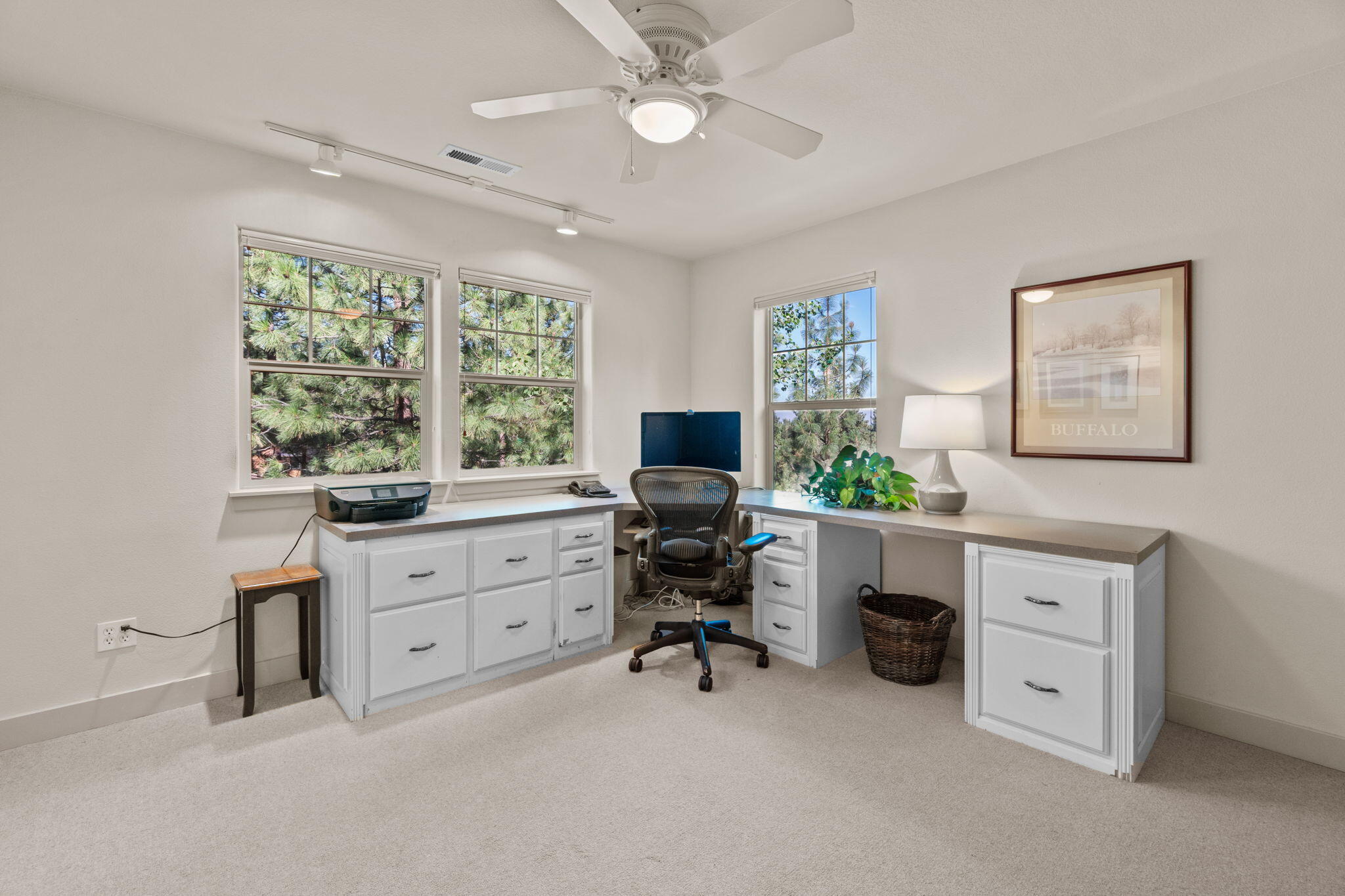 Skyliner Summit - Residential