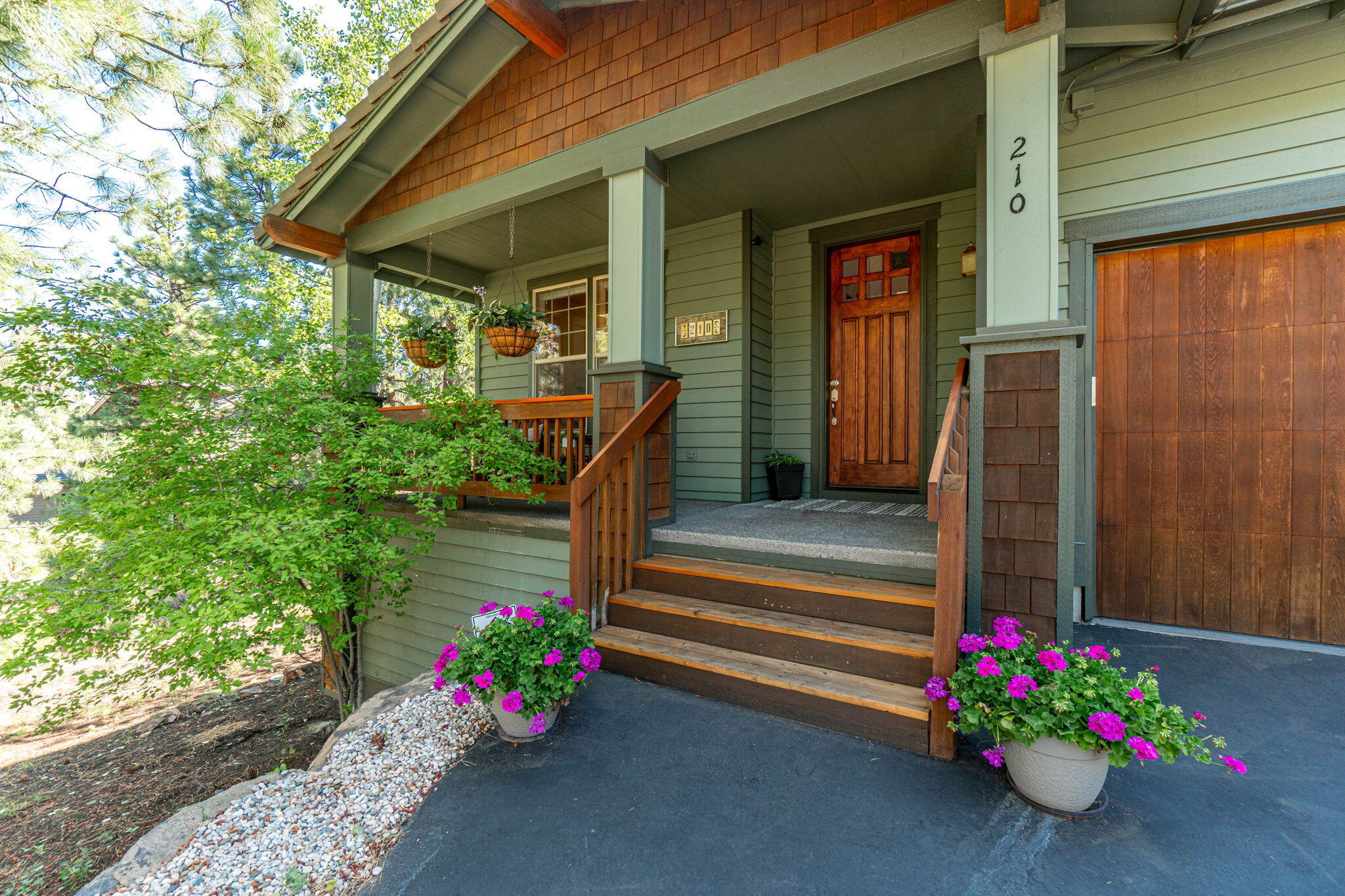 Skyliner Summit - Residential