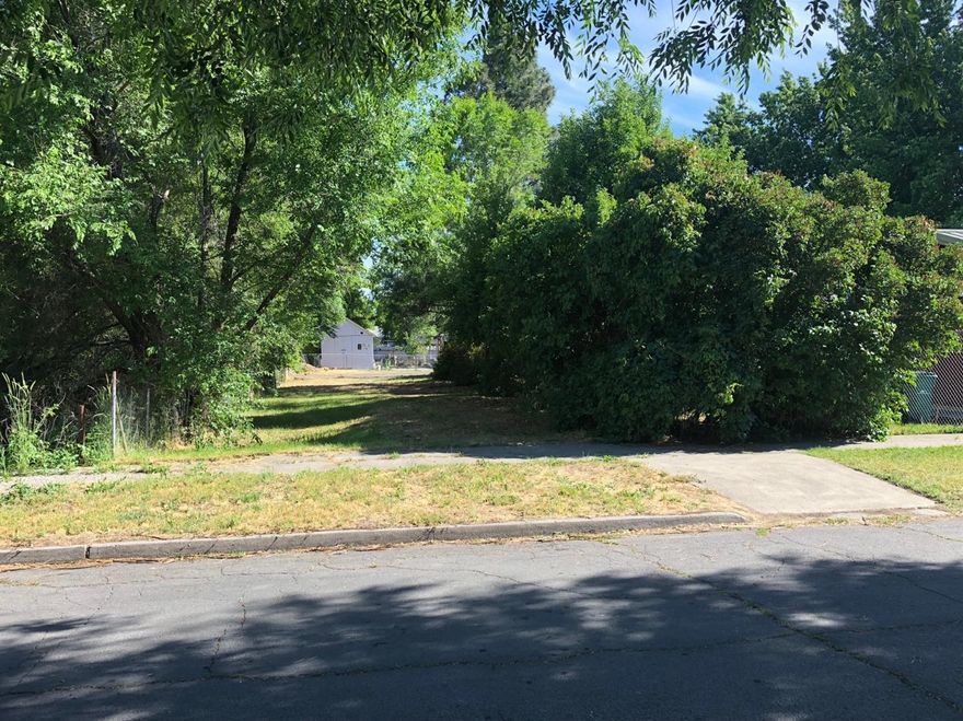 Fantastic opportunity to build a House or Manufactured Home. Water and sewer are already to the property, but buyer to do the due diligence for the size and positioning of the home. Beautiful lot which is ideal for a home in the city. All information in MLS data sheet is gathered from public sources and seller. The buyer is responsible for determining the accuracy before relying on this information.