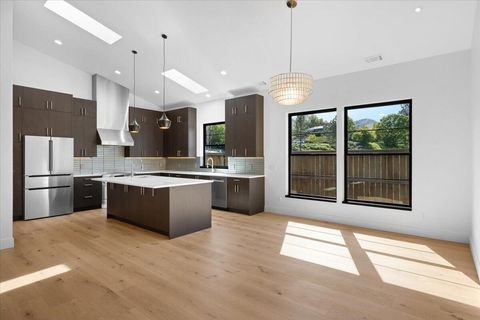 Tiny photo for 391 Clinton Street #5200, Ashland, OR 97520 (MLS # 220210654)