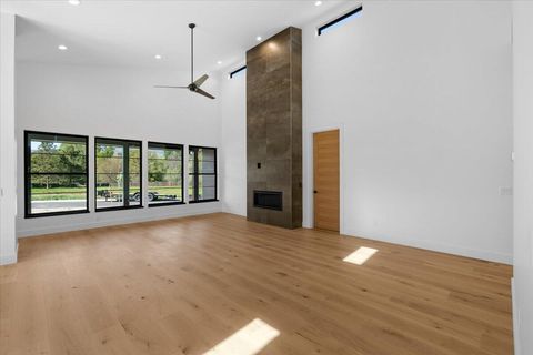 Tiny photo for 391 Clinton Street #5200, Ashland, OR 97520 (MLS # 220210654)