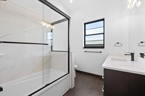 Tiny photo for 391 Clinton Street #5200, Ashland, OR 97520 (MLS # 220210654)