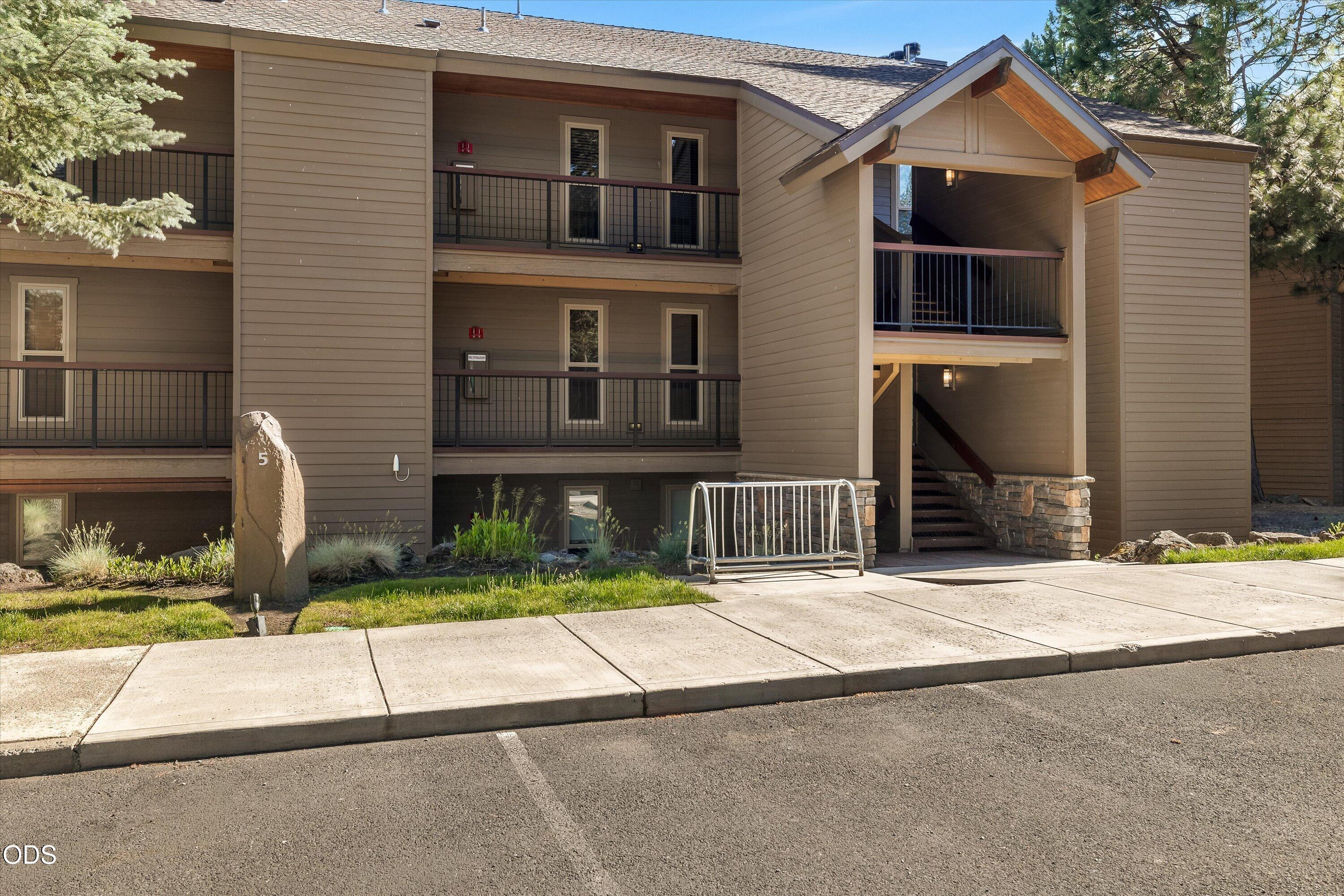 18575 SW Century Drive 621