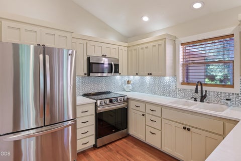 Tiny photo for 55350 Gross Drive, Bend, OR 97707 (MLS # 220226660)