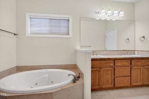 Tiny photo for 589 N Heights Drive, Eagle Point, OR 97524 (MLS # 220223291)