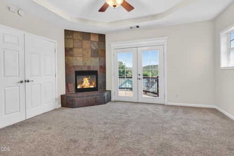 Tiny photo for 589 N Heights Drive, Eagle Point, OR 97524 (MLS # 220223291)