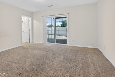 Tiny photo for 589 N Heights Drive, Eagle Point, OR 97524 (MLS # 220223291)