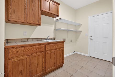 Tiny photo for 589 N Heights Drive, Eagle Point, OR 97524 (MLS # 220223291)