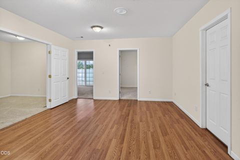 Tiny photo for 589 N Heights Drive, Eagle Point, OR 97524 (MLS # 220223291)