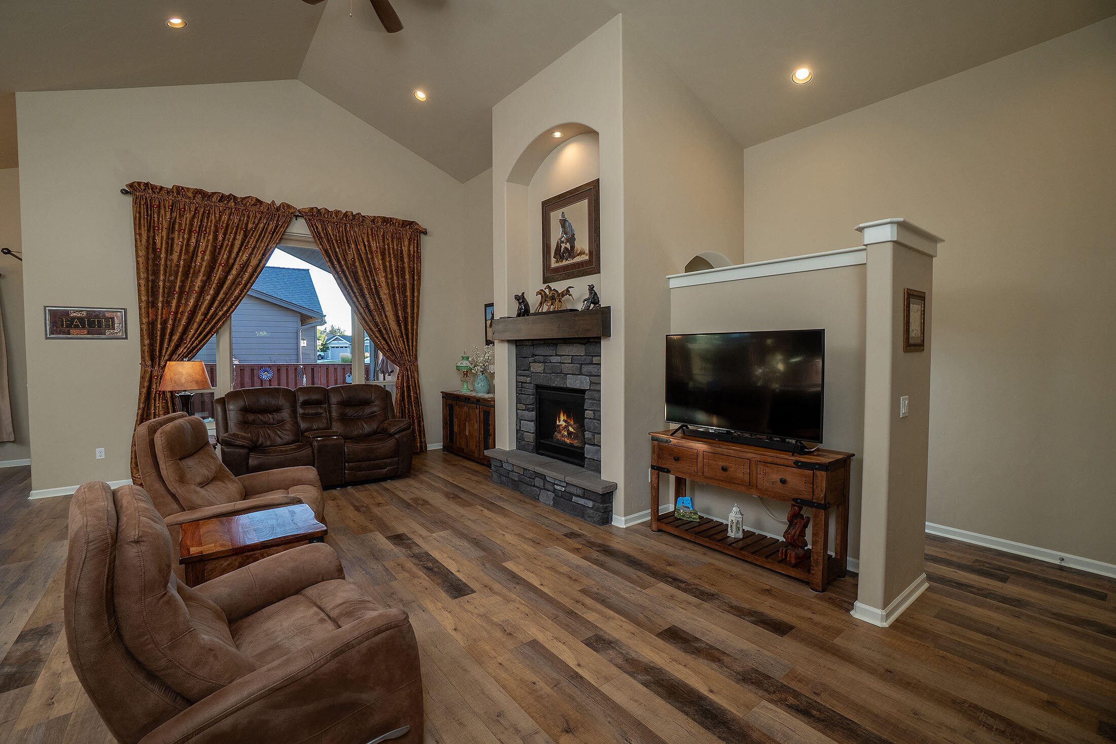 Ochoco Pointe - Residential