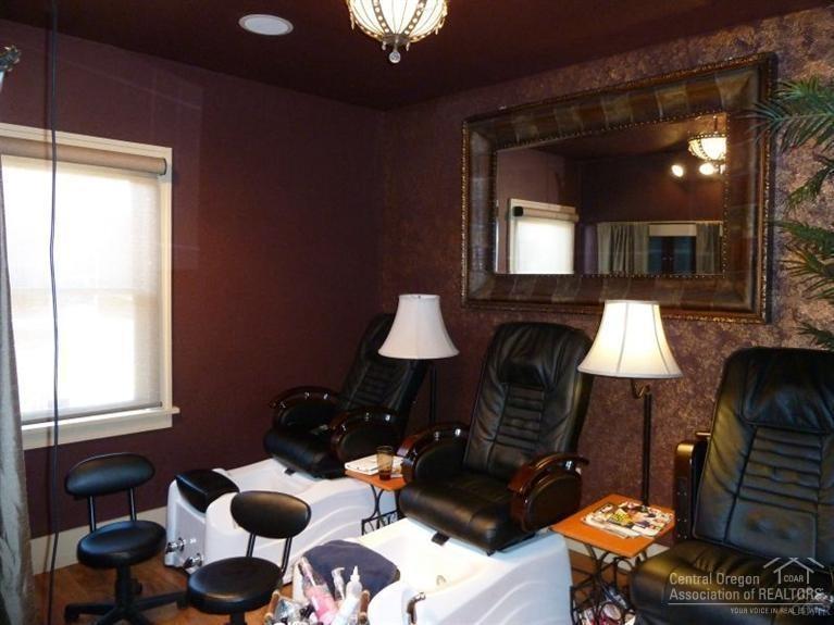 Townsite Of Redmond - Commercial Sale