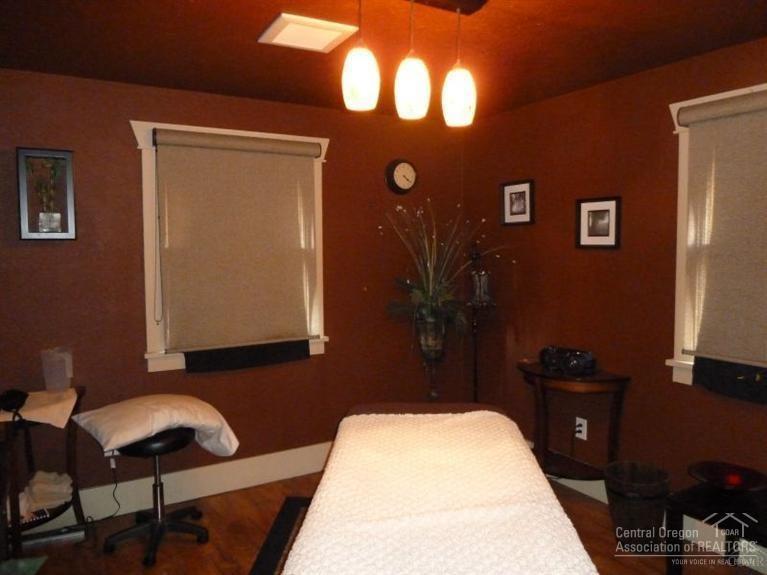 Townsite Of Redmond - Commercial Sale