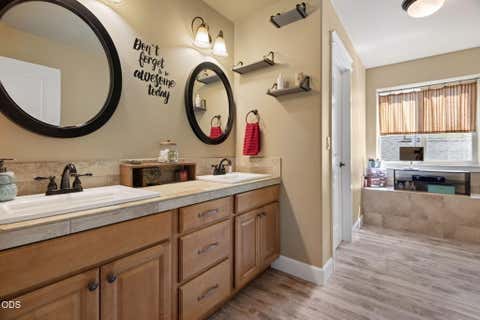 Tiny photo for 51860 Hollinshead Place, La Pine, OR 97739 (MLS # 220225048)