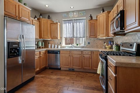 Tiny photo for 51860 Hollinshead Place, La Pine, OR 97739 (MLS # 220225048)